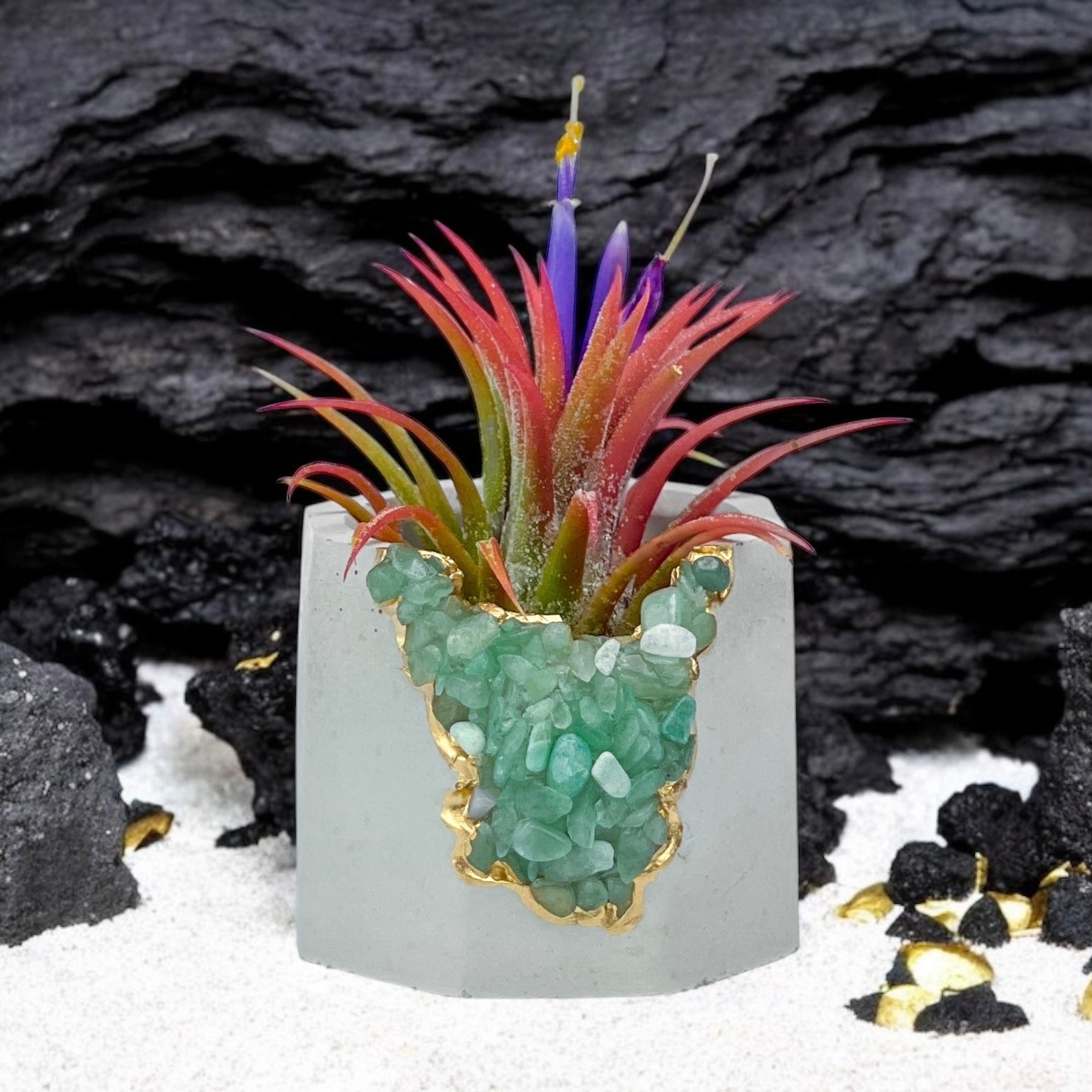 geode air plant GREEN AVENTURINE GEODE PLANTER 6982205243542